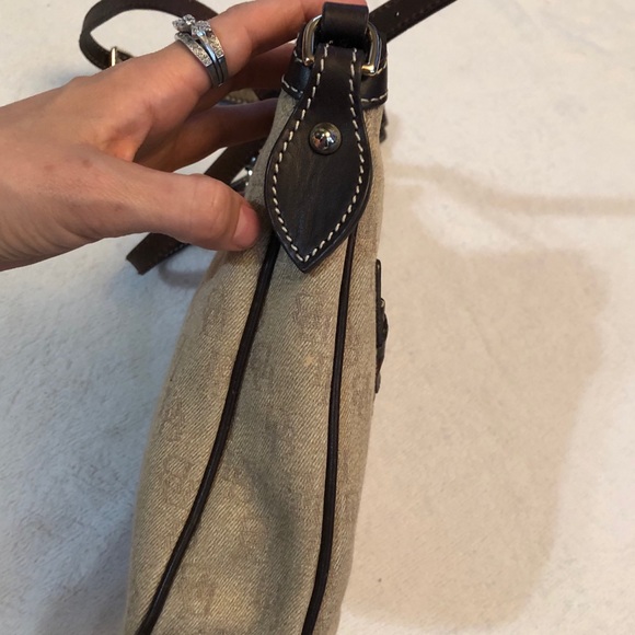 Dooney & Bourke purse. - Picture 4 of 6